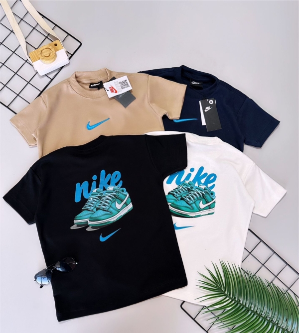 Camiseta Oversized Dunk